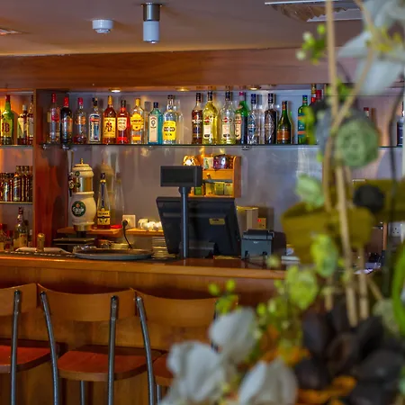玛丽安第酒店 拉纳卡