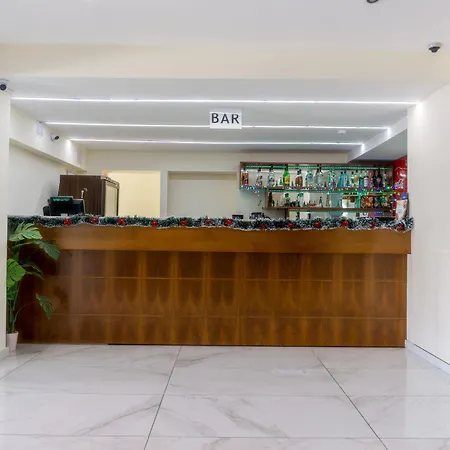 玛丽安第酒店 2* 拉纳卡