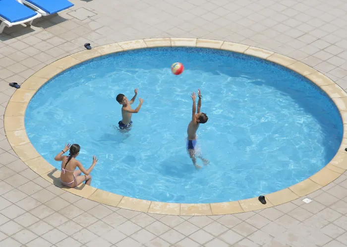 Hotell Mariandy 2*